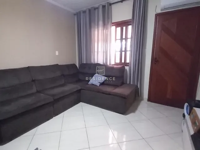 Casa 2 quartos e 2 banheiros, à venda, no bairro Paraíso em Resende