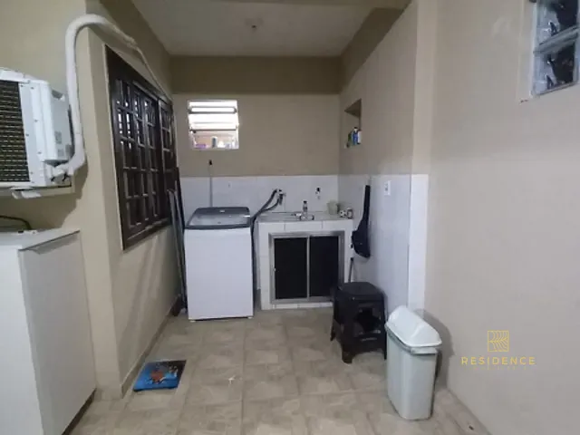 Casa 2 quartos e 2 banheiros, à venda, no bairro Paraíso em Resende