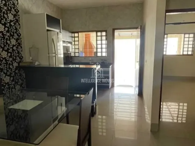 Casa 2 quartos e 1 banheiro, à venda, no bairro Centro-Sul em Várzea Grande