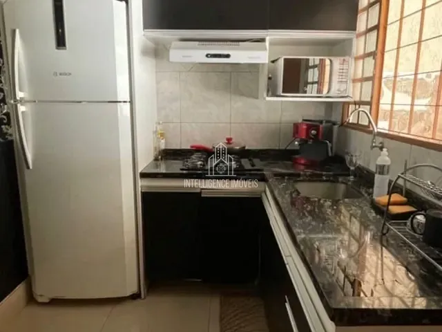 Casa 2 quartos e 1 banheiro, à venda, no bairro Centro-Sul em Várzea Grande