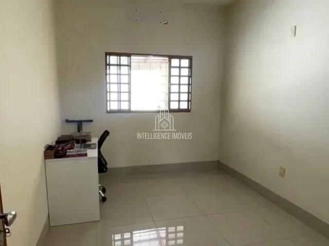Casa 2 quartos e 1 banheiro, à venda, no bairro Centro-Sul em Várzea Grande