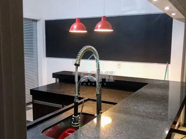 Casa com 400m² 3 quartos e 4 banheiros, à venda, no bairro Jardim das Nações em Taubaté