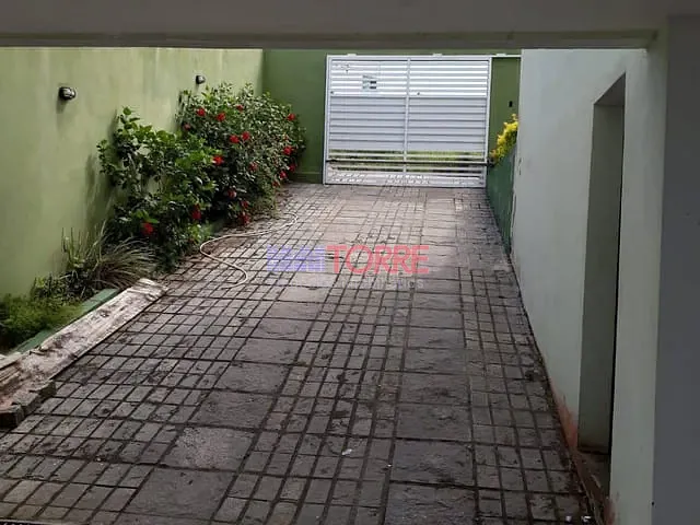 Casa com 600m² 5 quartos e 6 banheiros, à venda, no bairro Nossa Senhora da Vitória em Ilhéus