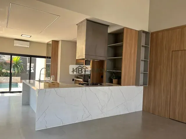 Casa 3 quartos e 5 banheiros, à venda, no bairro Vila Santista em Bauru