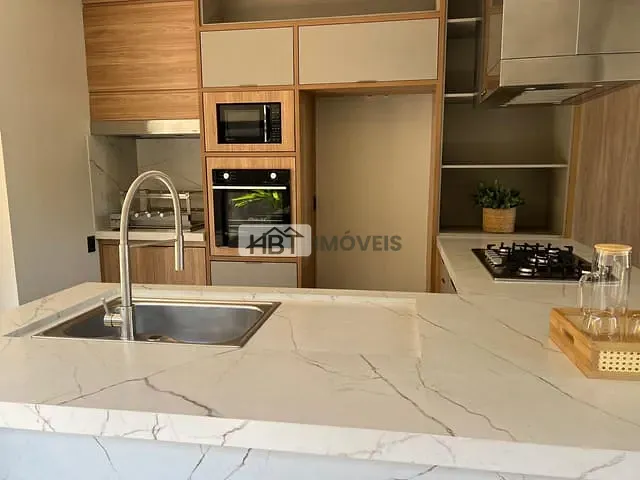 Casa 3 quartos e 5 banheiros, à venda, no bairro Vila Santista em Bauru