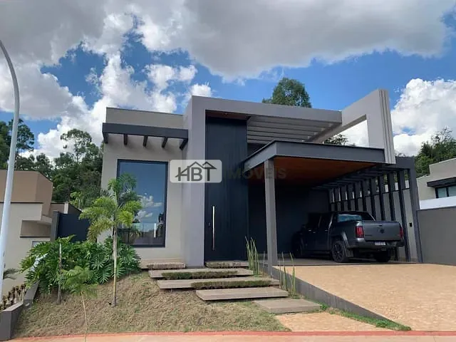 Casa 3 quartos e 5 banheiros, à venda, no bairro Vila Santista em Bauru
