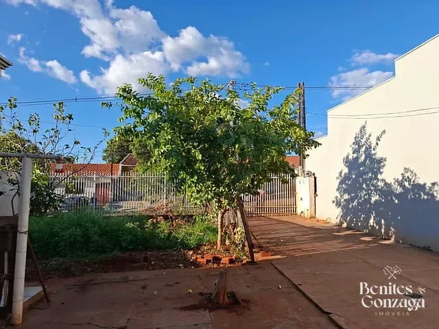 Casa com 100m² 3 quartos e 2 banheiros, à venda, no bairro Parque das Laranjeiras em Maringá