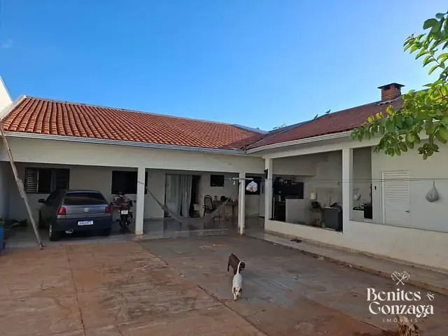 Casa com 100m² 3 quartos e 2 banheiros, à venda, no bairro Parque das Laranjeiras em Maringá