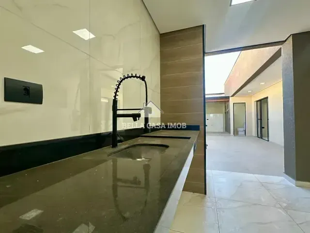 Casa com 200m² 3 quartos e 3 banheiros, à venda, no bairro Wanel Ville em Sorocaba