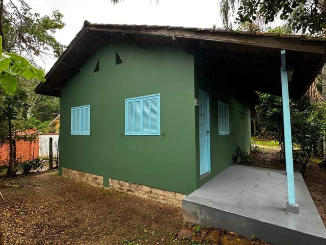 Foto do Casa - ✨ Casa de 2 Quartos para Locação no ALUGUEL - Ribeirão da Ilha — Excelente Oportunidade em Rua Tranquila, casa com 2 quartos aceita PET✨ | Costão Sul Imóveis