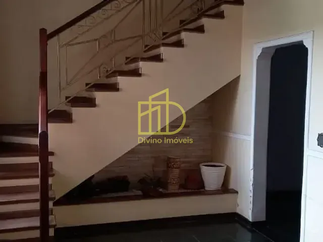 Casa com 360m² 4 quartos e 2 banheiros, à venda, no bairro Parque Campolim em Sorocaba