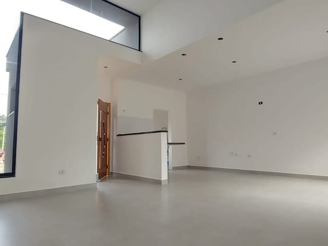 Casa com 175m², à venda, no bairro Residencial Maricá em Pindamonhangaba