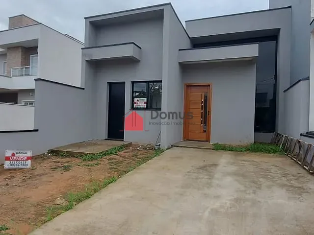 Casa com 175m², à venda, no bairro Residencial Maricá em Pindamonhangaba