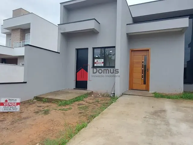 Casa com 175m², à venda, no bairro Residencial Maricá em Pindamonhangaba