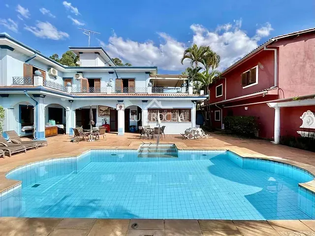 Casa com 1008m² 6 quartos e 6 banheiros, à venda, no bairro Chácara Vale do Rio Cotia em Carapicuíba