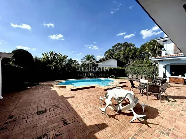 Casa com 1008m² 6 quartos e 6 banheiros, à venda, no bairro Chácara Vale do Rio Cotia em Carapicuíba
