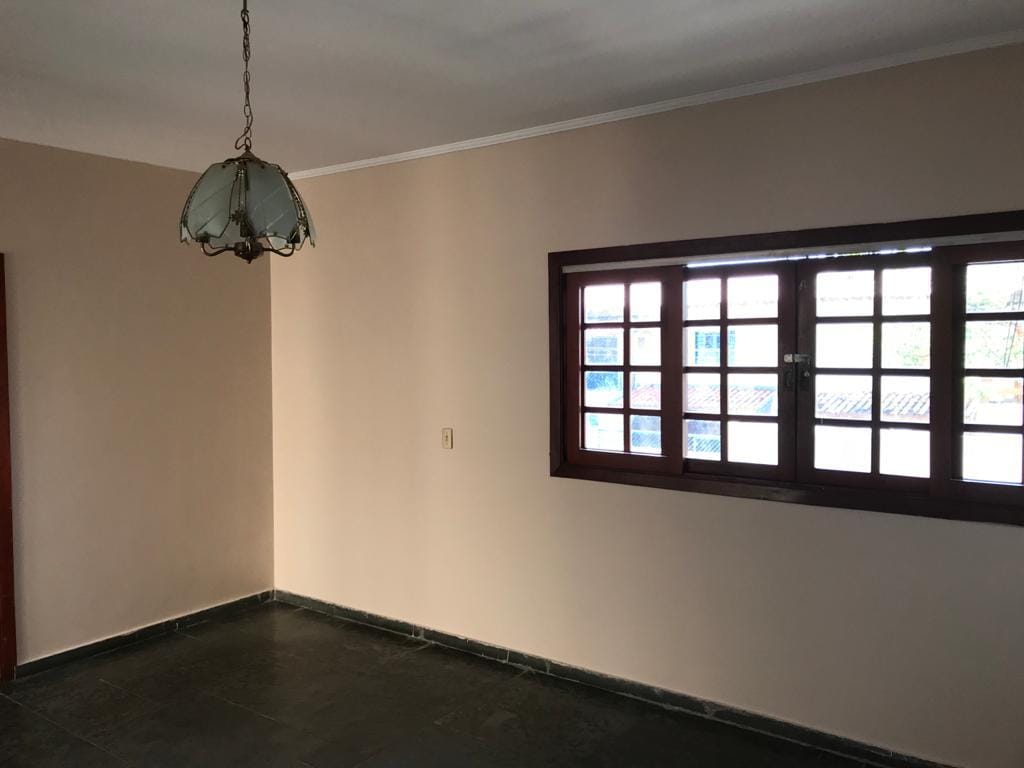 Casa, 4 quartos, 350 m² - Foto 1