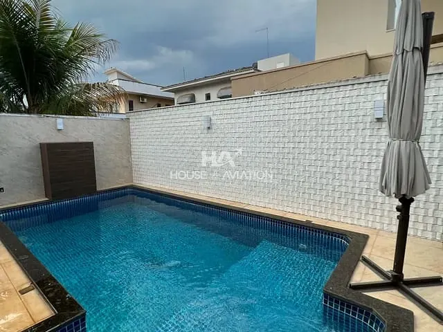 Casa com 387m² 5 quartos e 7 banheiros, à venda, no bairro Loteamento Portal do Sol II em Goiânia