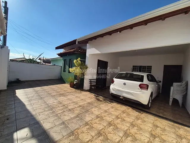 Casa com 250m² 3 quartos e 2 banheiros, à venda, no bairro Jardim das Tulipas em Holambra