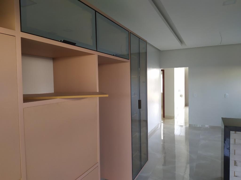 Casa à venda com 3 quartos, 213m² - Foto 18