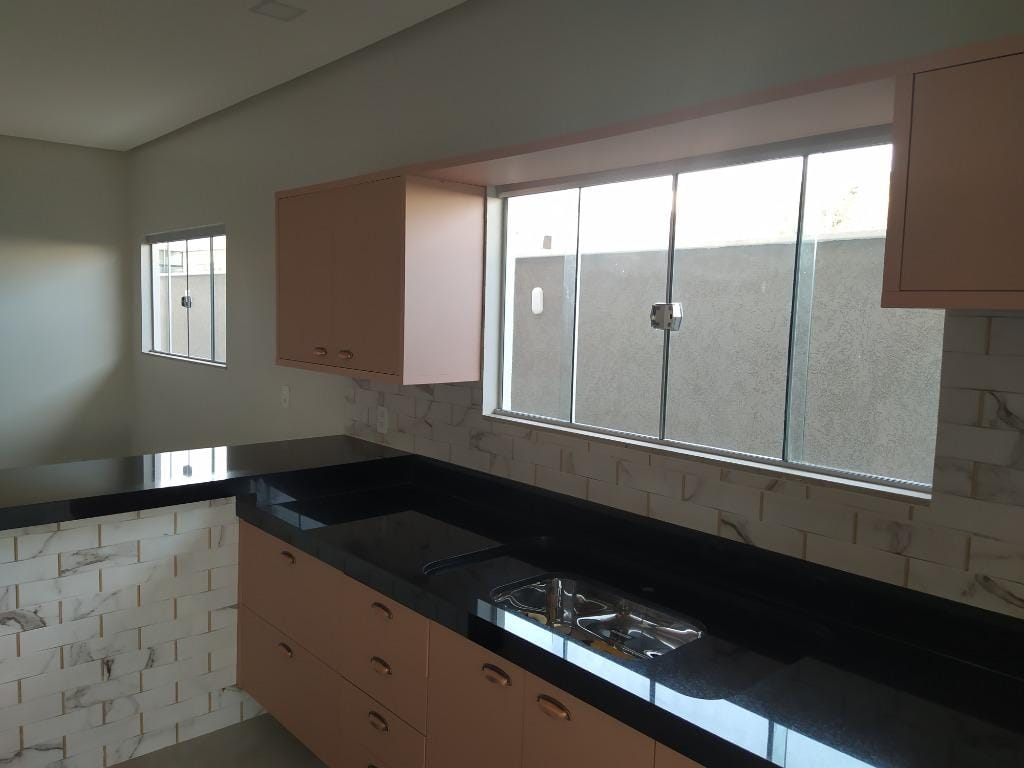 Casa à venda com 3 quartos, 213m² - Foto 11
