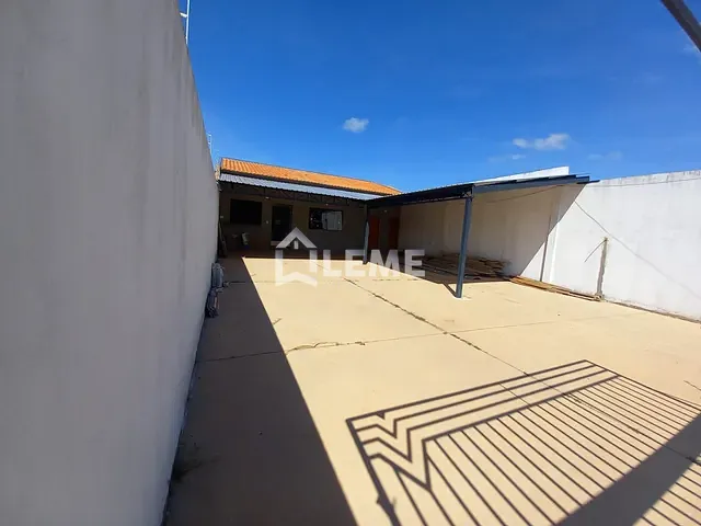 Casa com 300m² 1 quarto e 1 banheiro, à venda, no bairro Chácara São Domingos em Mococa