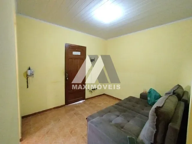 Casa com 310m² 2 quartos e 1 banheiro, à venda, no bairro Canoeiro em Araçuaí