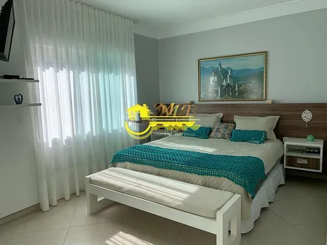 Casa com 300m² 3 quartos e 5 banheiros, à venda, no bairro Vila Residencial Green Park em Indaiatuba