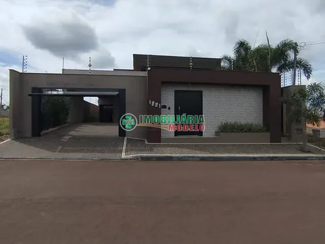 Casa 3 quartos e 2 banheiros, à venda, no bairro Flanboyant 2 em Canarana