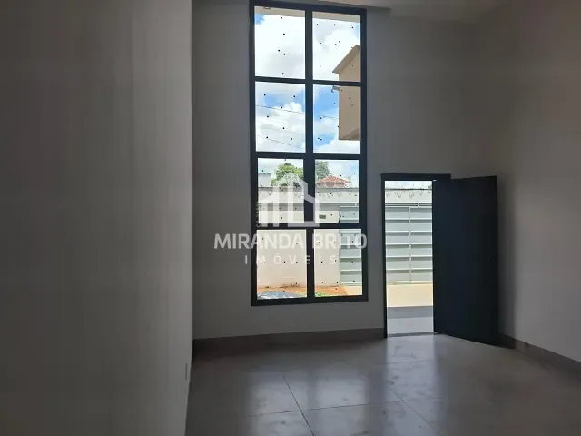 Casa 3 quartos e 2 banheiros, à venda, no bairro Vila Oliveira em Aparecida de Goiânia