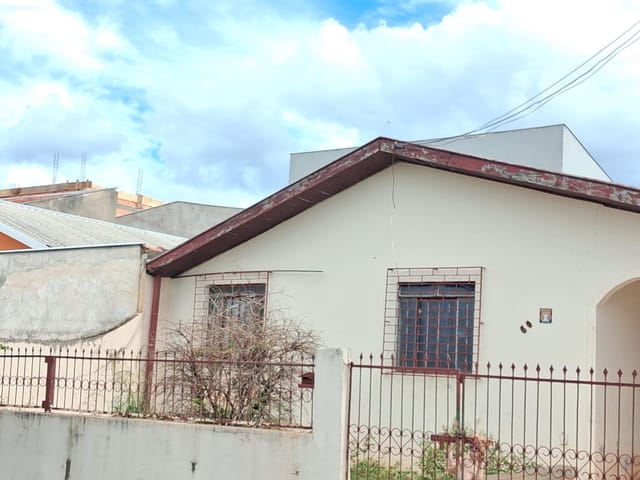 Foto do Casa - Venda de Casa paralela Av Saul Elkind, Conjunto Vivi Xavier, Londrina, PR | Imobiliária Natal LTDA