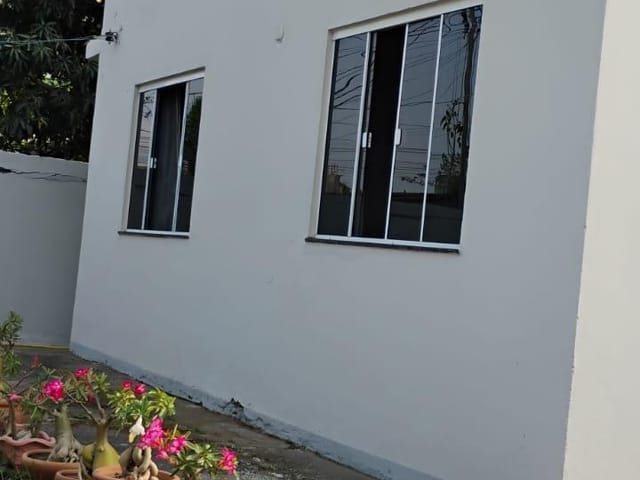 Casa 3 quartos e 2 banheiros, à venda, no bairro Village Rio das Ostras em Rio das Ostras