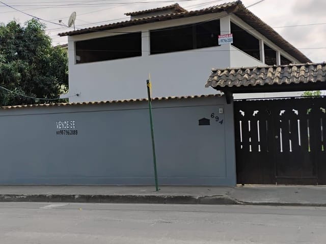 Casa 3 quartos e 2 banheiros, à venda, no bairro Village Rio das Ostras em Rio das Ostras