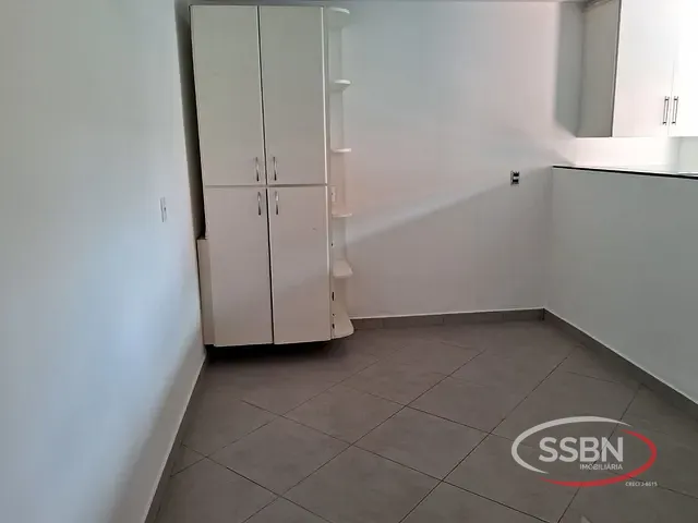 Casa 3 quartos e 1 banheiro, à venda ou para alugar, no bairro Centro em Nova Odessa