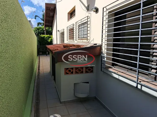 Casa 3 quartos e 1 banheiro, à venda ou para alugar, no bairro Centro em Nova Odessa