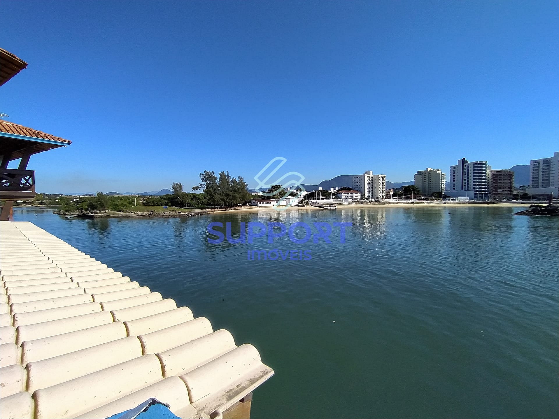 Casa à venda com 10 quartos, 370m² - Foto 25