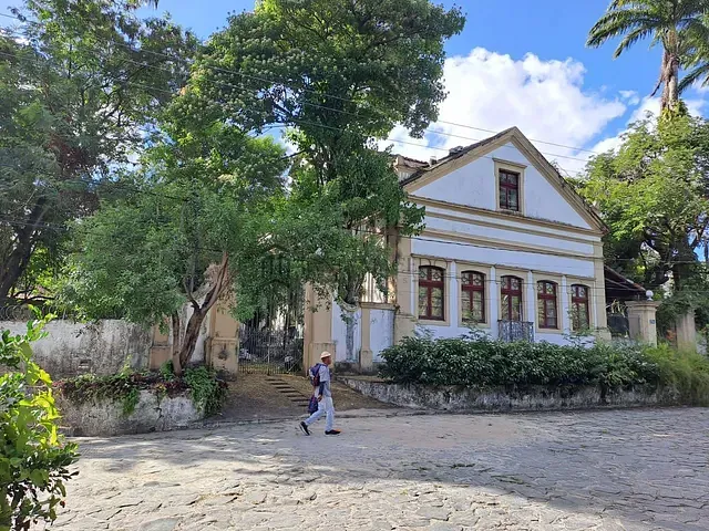 Casa com 1800m² 5 quartos e 4 banheiros, à venda, no bairro Poço em Recife