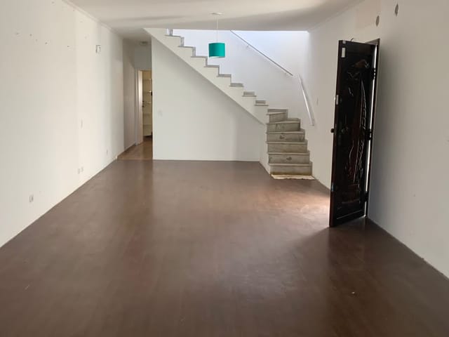 Sobrado com 250m² 3 quartos e 2 banheiros, à venda, no bairro Vila Mariana em São Paulo