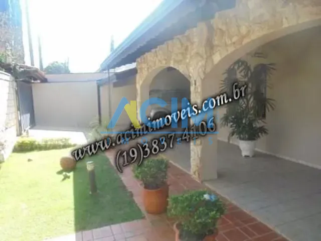 Casa com 1500m² 3 quartos e 1 banheiro, à venda, no bairro Planalto em Jaguariúna