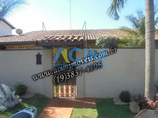 Casa com 1500m² 3 quartos e 1 banheiro, à venda, no bairro Planalto em Jaguariúna