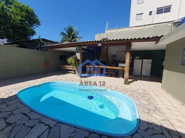Casa com 360m² 4 quartos e 4 banheiros, à venda, no bairro Martim de Sá em Caraguatatuba