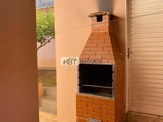 Casa 3 quartos e 2 banheiros, à venda, no bairro Parque Residencial Castelo em Bauru