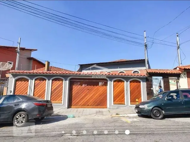 Casa com 280m² 3 quartos e 3 banheiros, à venda, no bairro Vila Nivi em São Paulo