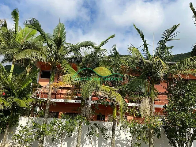 Casa 11 quartos e 4 banheiros, à venda, no bairro Pântano do Sul em Florianópolis