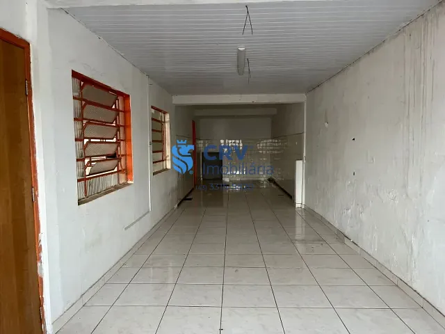 Casa com 378m² 3 quartos e 1 banheiro, à venda, no bairro Centro em Londrina