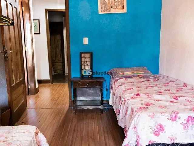 Casa 4 quartos e 2 banheiros, à venda, no bairro Pacaembu em São Paulo