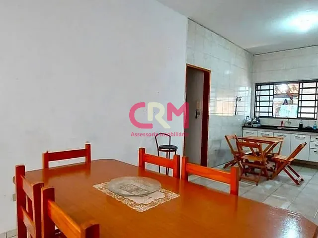 Casa com 70m² 1 quarto e 1 banheiro, à venda, no bairro Parque Residencial Laranjeiras em Taquaritinga