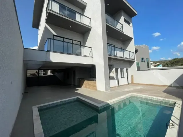 Casa com 300m² 4 quartos e 6 banheiros, à venda, no bairro Residencial Parque das Rosas em Cotia
