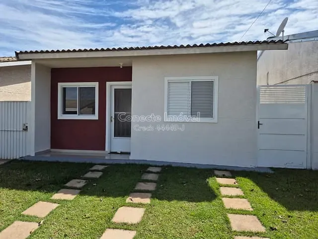 Casa com 146m² 2 quartos e 1 banheiro, à venda, no bairro Condomínio Vila das Tulipas em Holambra