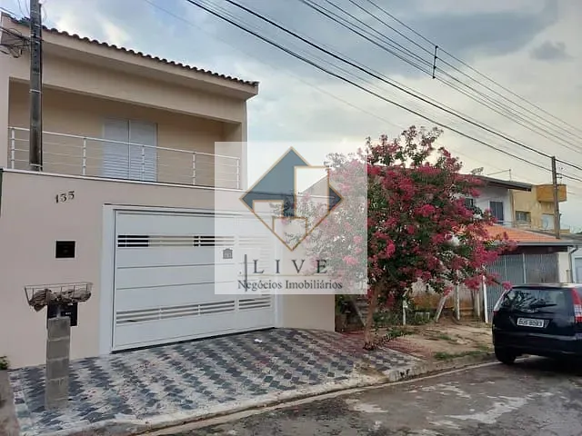 Sobrado 4 quartos e 3 banheiros, à venda, no bairro Parque Residencial Jaguari em Americana